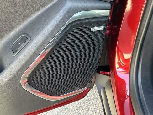 New 2025 GMC Acadia Elevation image 19