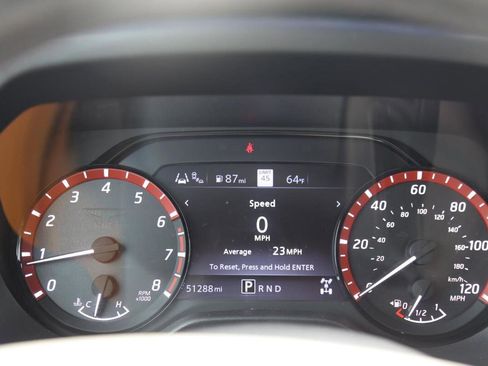 Used 2021 Nissan Titan PRO-4X w/ Pro-4x Convenience Package image 10