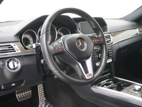Used 2015 Mercedes-Benz E 350 Sedan image 10