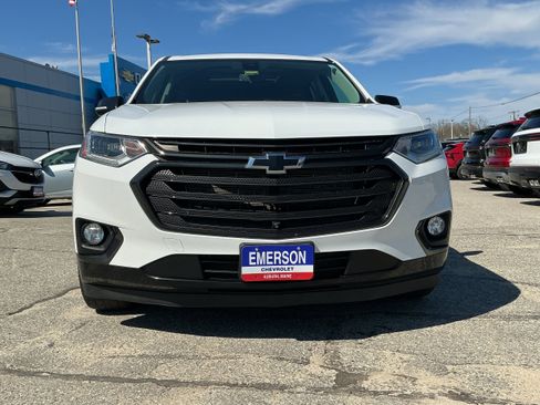 Certified 2021 Chevrolet Traverse Premier w/ Redline Edition AWD/4WD image 2