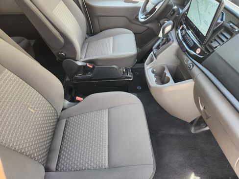 Used 2023 Ford Transit 350 XLT image 15