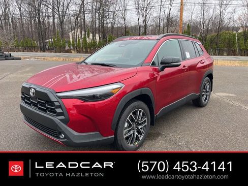 Used 2026 Toyota Corolla Cross XLE w/ Convenience Package AWD/4WD image 1