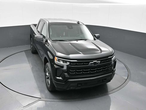 Used 2023 Chevrolet Silverado 1500 RST AWD/4WD image 16