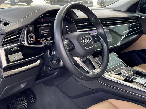 Used 2023 Audi Q8 Premium Plus w/ Premium Plus Package image 17