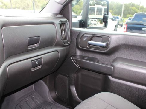 Used 2020 Chevrolet Silverado 2500 Custom w/ Custom Value Package AWD/4WD image 20