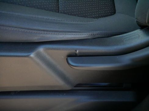 Used 2020 Chevrolet Silverado 1500 Custom Trail Boss w/ Custom Convenience Package image 20