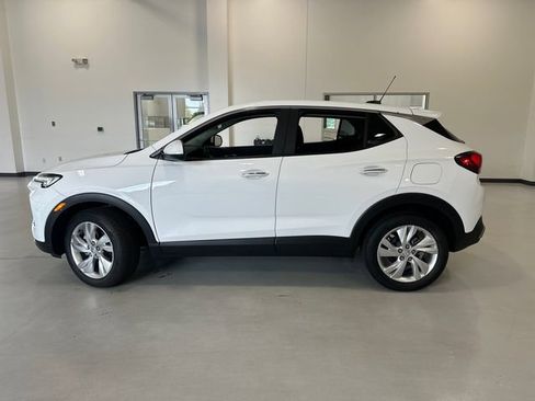 Used 2024 Buick Encore GX Preferred AWD/4WD image 8