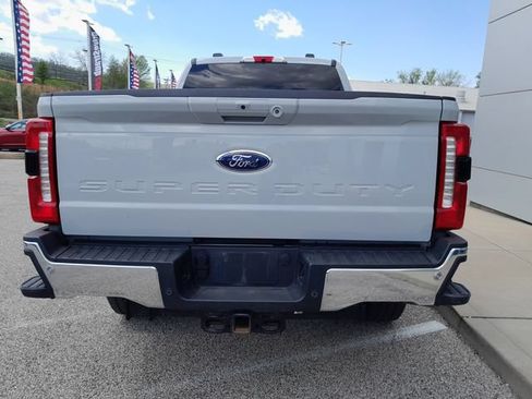 Used 2026 Ford F250 Lariat AWD/4WD image 6