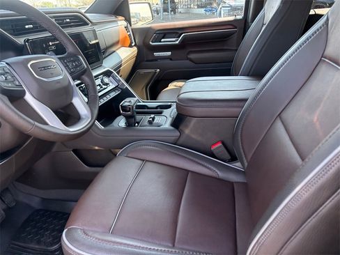 Certified 2025 GMC Sierra 1500 Denali w/ Denali Reserve Package image 8