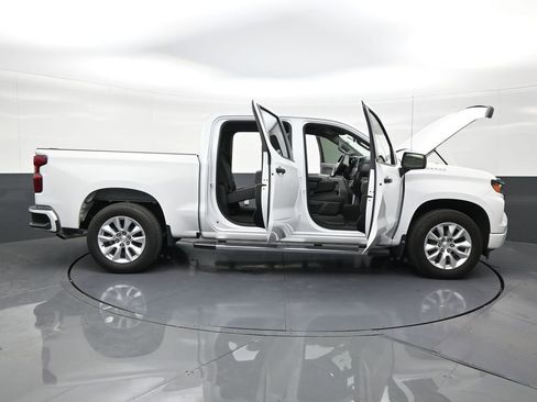 Used 2024 Chevrolet Silverado 1500 Custom RWD image 29