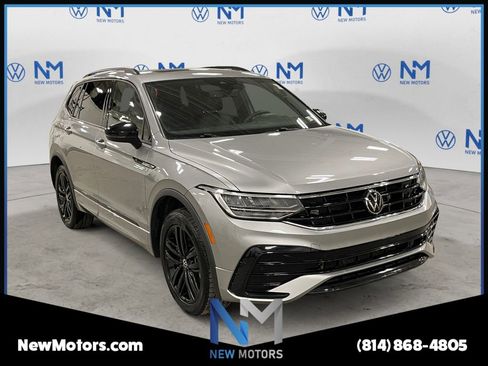 Used 2022 Volkswagen Tiguan SE R-Line image 7
