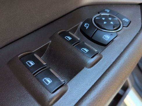 Used 2024 Ford Expedition King Ranch RWD image 11