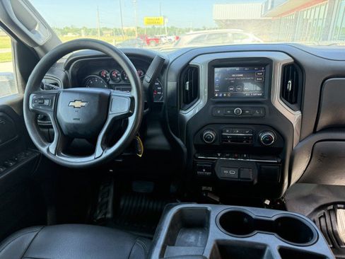 Used 2023 Chevrolet Silverado 2500 W/T w/ WT Fleet Convenience Package AWD/4WD image 7