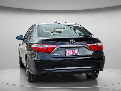 Used 2016 Toyota Camry XSE image 7