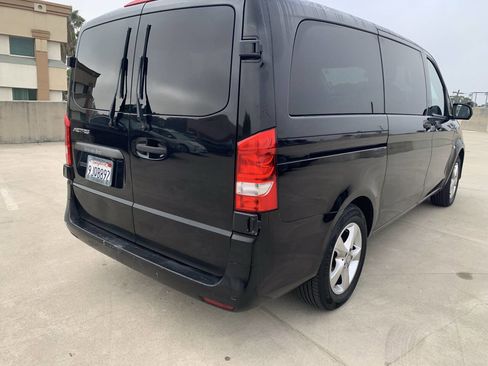 Used 2017 Mercedes-Benz Metris Passenger image 8