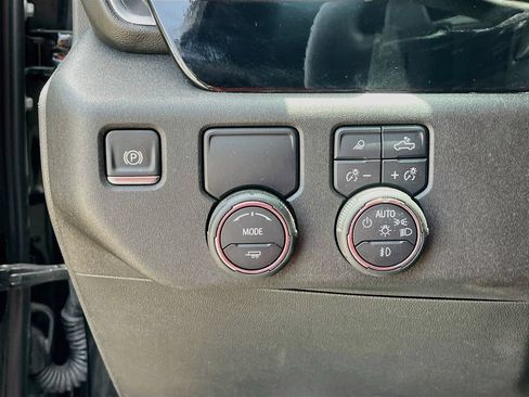 Used 2025 Chevrolet Silverado 1500 High Country w/ Midnight Edition RWD image 10