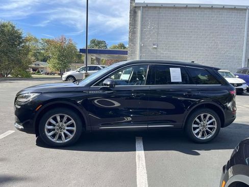 Used 2022 Lincoln Corsair AWD w/ Premium Package image 8