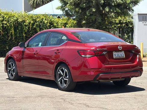 Used 2024 Nissan Sentra SV FWD image 6