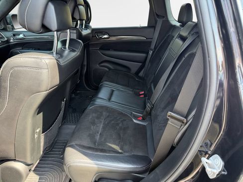 Used 2018 Jeep Grand Cherokee SRT AWD/4WD image 24