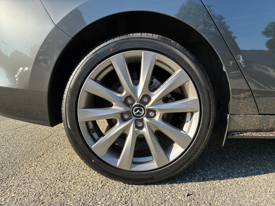 Used 2022 MAZDA MAZDA3 s FWD image 23
