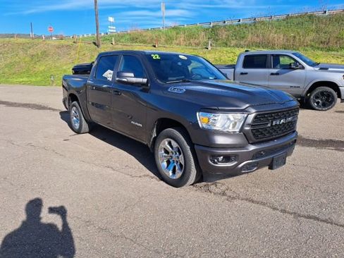Used 2022 RAM 1500 Big Horn AWD/4WD image 2