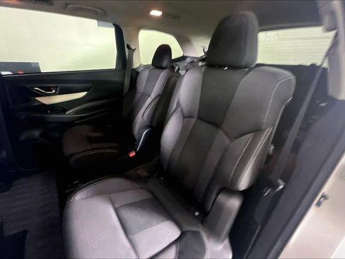 Used 2022 Subaru Ascent Premium w/ Convenience Package AWD/4WD image 18