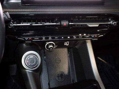 Used 2024 Alfa Romeo Tonale Ti image 21