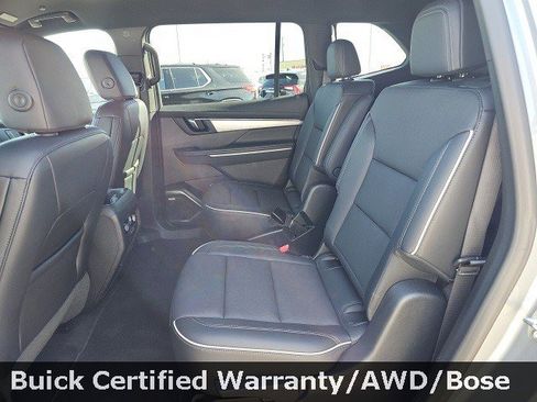 Certified 2025 Buick Enclave Preferred image 22