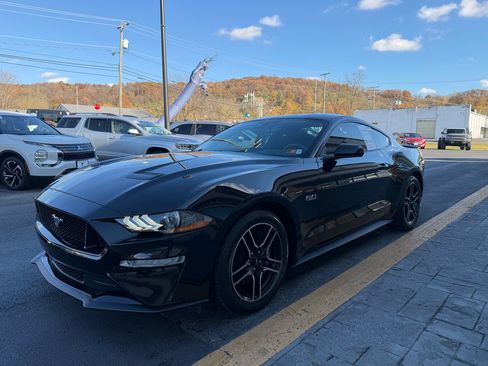 Used 2018 Ford Mustang GT w/ Equipment Group 301A image 4