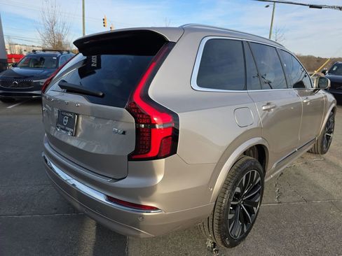 New 2026 Volvo XC90 B6 Plus w/ Protection Package Premier AWD/4WD image 5