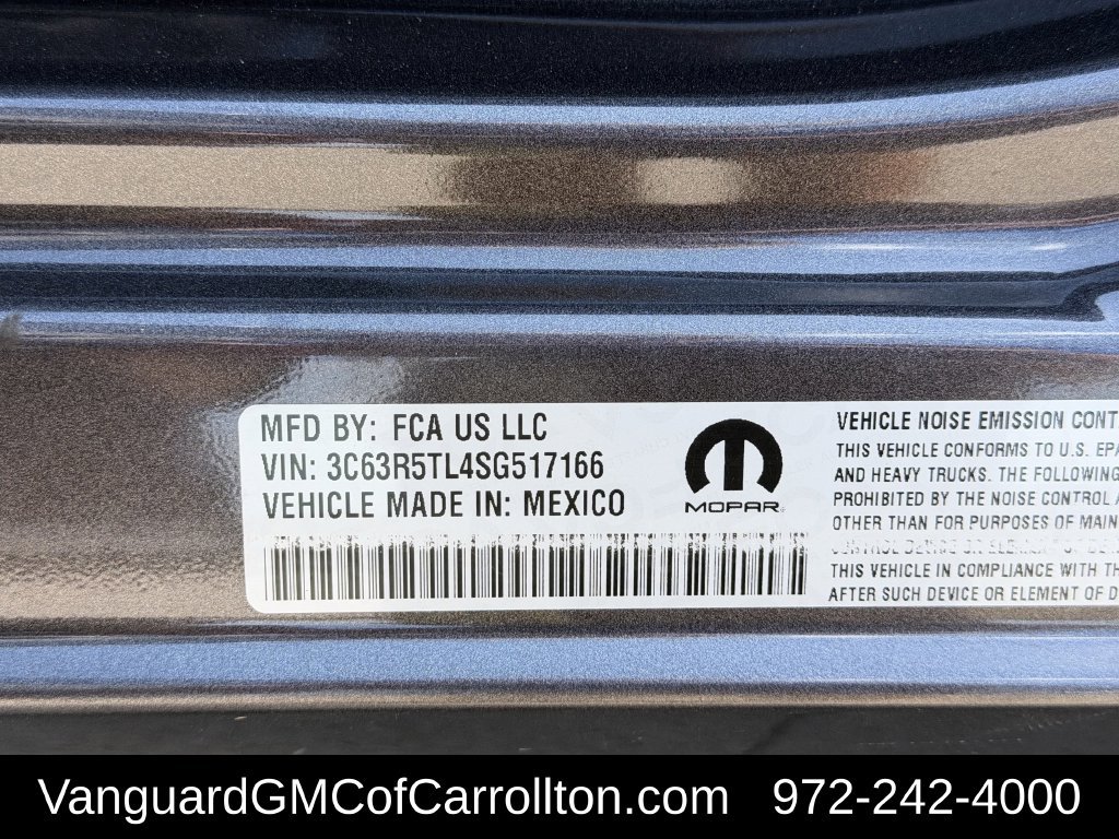 Used 2025 RAM 2500 Limited AWD/4WD image 35