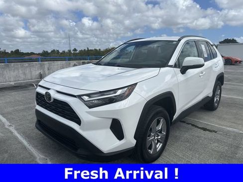 Used 2023 Toyota RAV4 XLE image 38