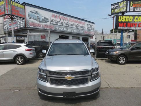 Used 2016 Chevrolet Tahoe LT w/ Luxury Package AWD/4WD image 6