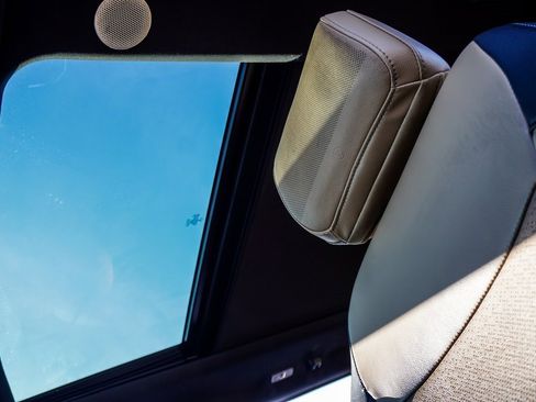 Used 2023 Ford F250 Lariat w/ Lariat Ultimate Package image 8