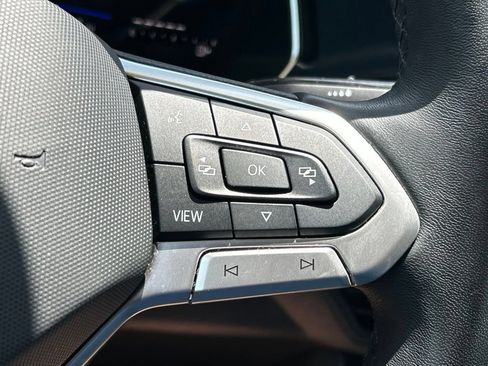 Used 2023 Volkswagen Jetta SE w/ Panoramic Sunroof Package FWD image 29
