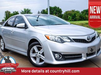 Used 2013 Toyota Camry SE image 1