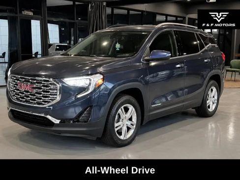 Used 2018 GMC Terrain SLE w/ Driver Convenience Package AWD/4WD image 2