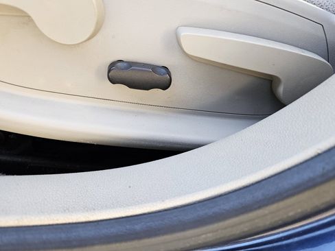 Used 2010 Chevrolet Impala LT w/ Convenience Package image 8