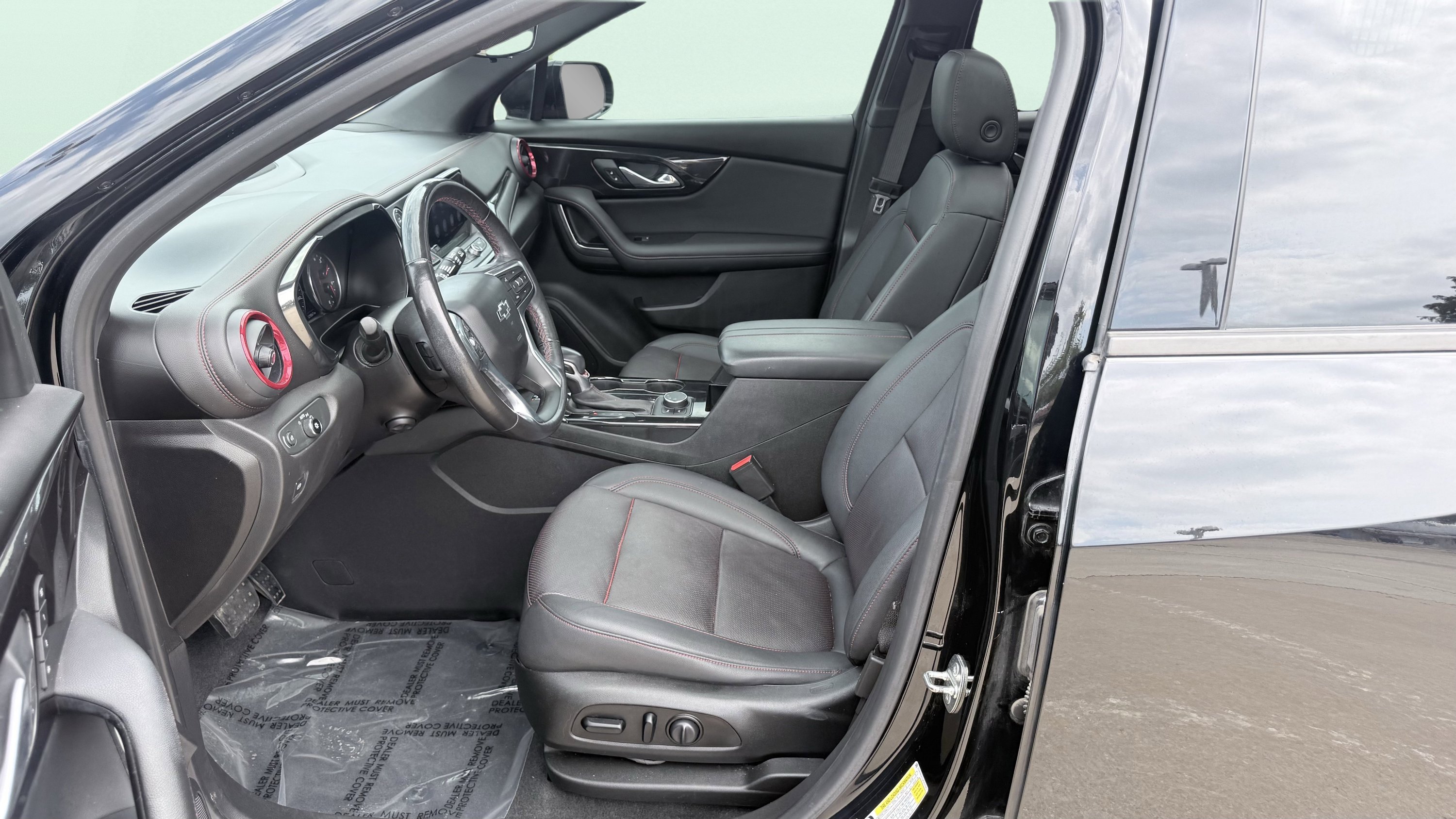 Used 2021 Chevrolet Blazer RS w/ Enhanced Convenience Package FWD image 27