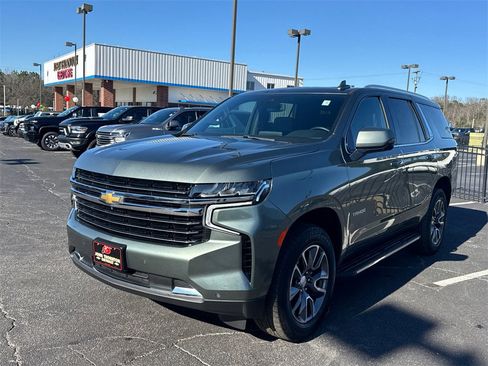 Used 2023 Chevrolet Tahoe LT w/ LT Signature Plus Package image 2