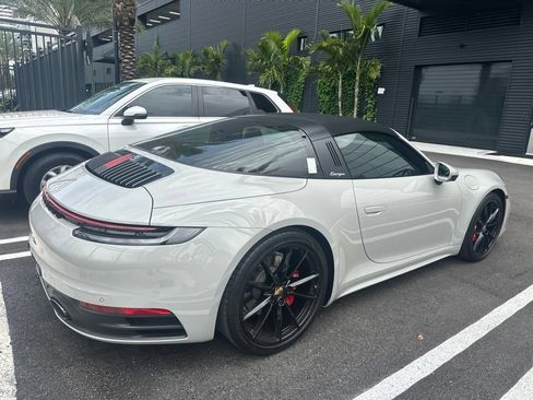 Certified 2021 Porsche 911 AWD/4WD image 5