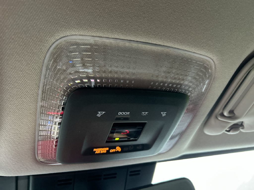 Certified 2025 Toyota Prius Plug-In Hybrid FWD image 28