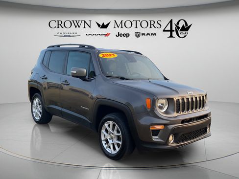 Used 2021 Jeep Renegade Limited AWD/4WD image 3