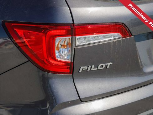 Used 2020 Honda Pilot Elite image 9