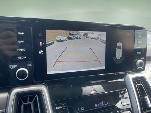 Used 2023 Kia Sorento S w/ Panoramic Sunroof Package FWD image 30