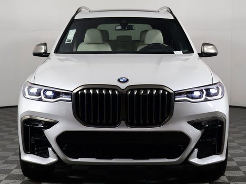 Used 2022 BMW X7 M50i w/ Cold Weather Package image 2
