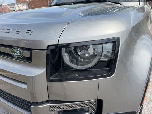 Used 2024 Land Rover Defender 110 X-Dynamic SE image 9