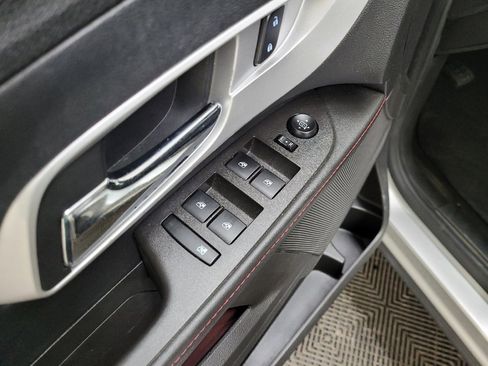 Used 2015 Chevrolet Equinox LT w/ Driver Convenience Package image 27