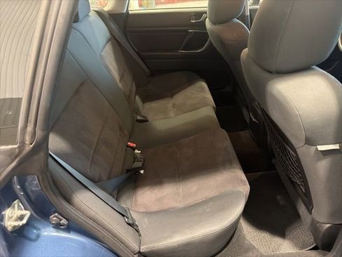 Used 2008 Subaru Outback 2.5i image 12