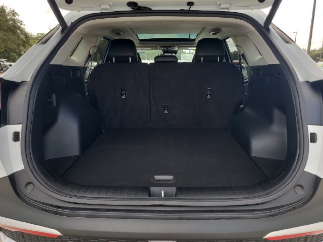 Used 2025 Kia Sportage EX w/ Premium Package FWD image 10